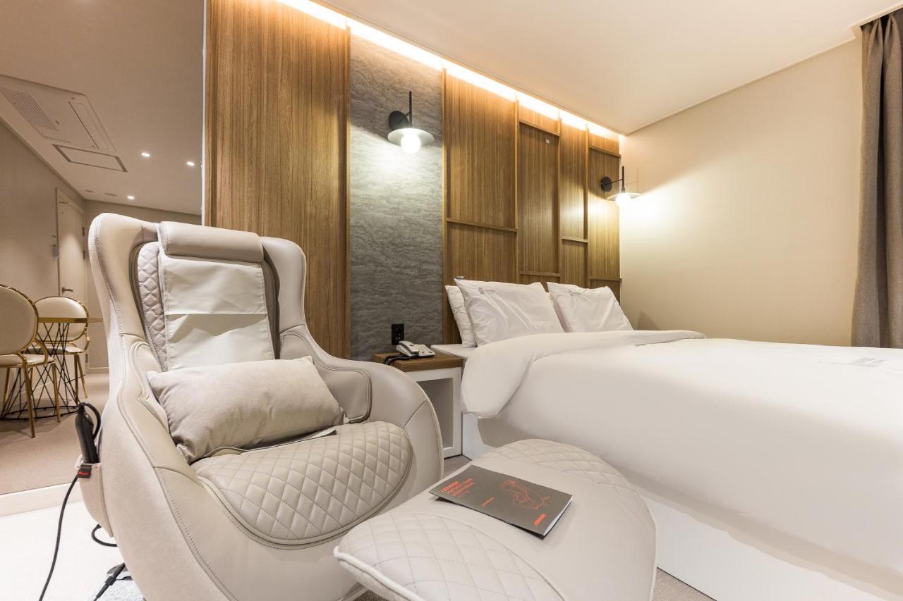 צ'אונן Hotel Lium מראה חיצוני תמונה